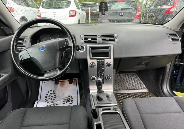 Volvo V50 cena 15900 przebieg: 320000, rok produkcji 2008 z Sława małe 529